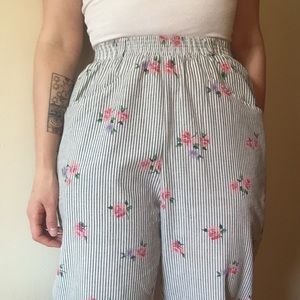 Vintage Floral Striped Capris